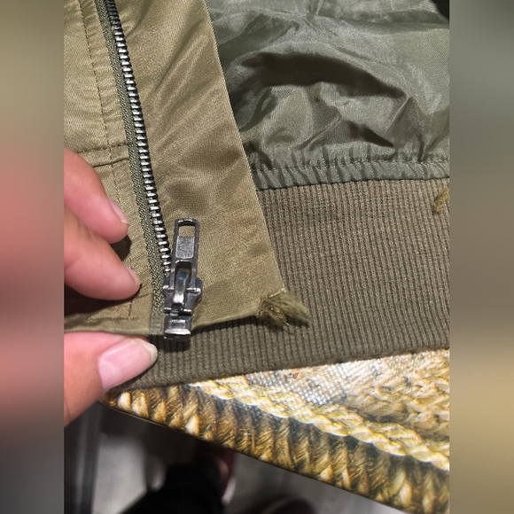 Chic Olive Bomber Jacket for Women XL - Picture 8 of 10